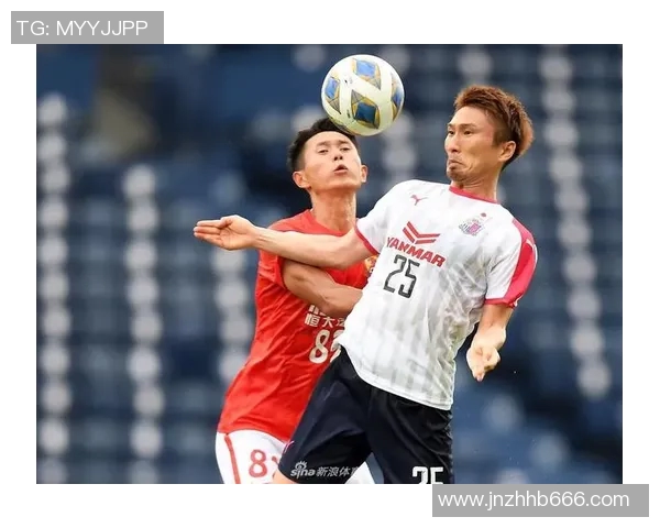 亚冠激战广州恒大迎战大阪樱花球迷热情高涨期待精彩对决