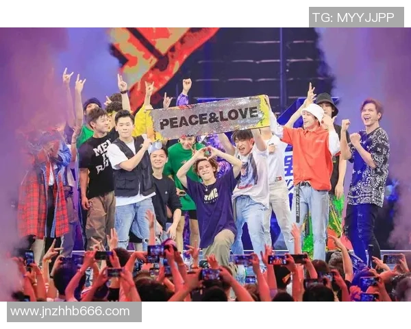 街舞文化的碰撞与融合：西安街舞队快攻背后的故事与技巧解析